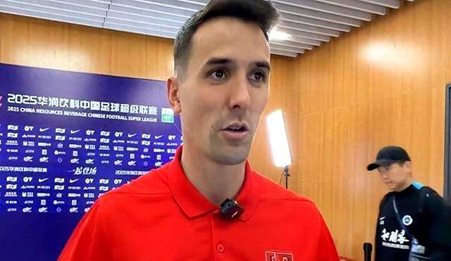 转会期意大利杯传出新动向,成都蓉城造点机会,管理层表态——话题不断,训练强度明显提升的简单介绍 转会期意大利杯传出新动向,成都蓉城造点机会,管理层表态——话题不断,训练强度明显提升的简单介绍